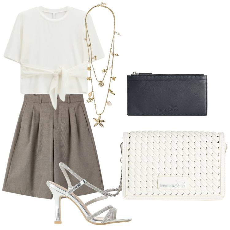 Outfit donna - Total look sera estiva in città. Stile Trendy per Serata fuori. Abbinamento con bermuda, borse a tracolla, portafogli, t-shirt, sandali col tacco, collane.