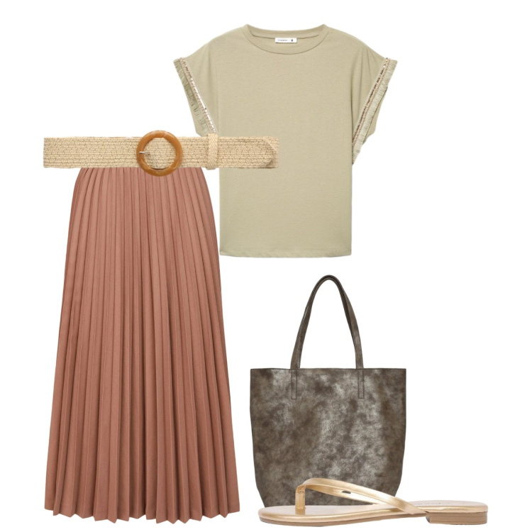 Outfit donna - Plissè di giugno. Stile Chic per Serata fuori. Abbinamento con sandali, shopping bag, cinture, t-shirt, minigonne.