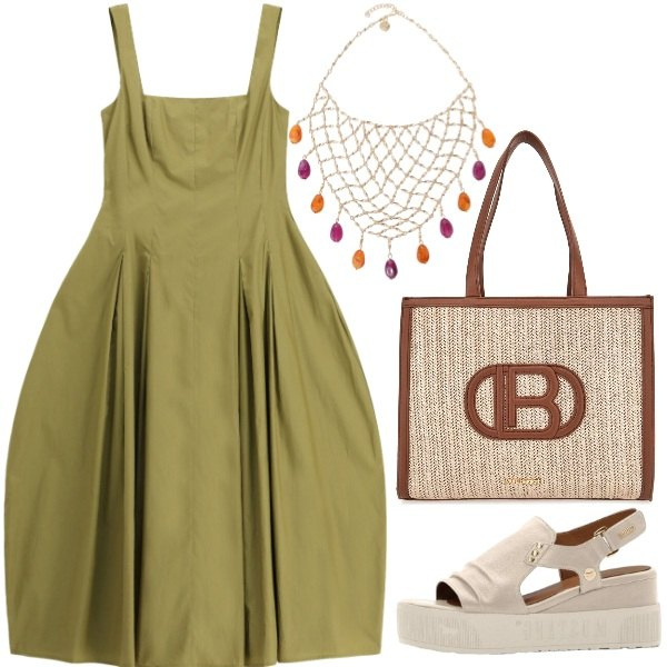 Outfit donna - liberamente. Stile Sporty chic per Tutti i giorni. Abbinamento con sandali, vestiti midi/longuette, collane, borse a spalla.