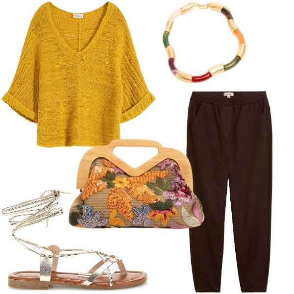 Outfit donna - Serata estiva. Stile Casual chic per Serata fuori. Abbinamento con pantaloni, bluse, collane, clutch, sandali alla schiava.