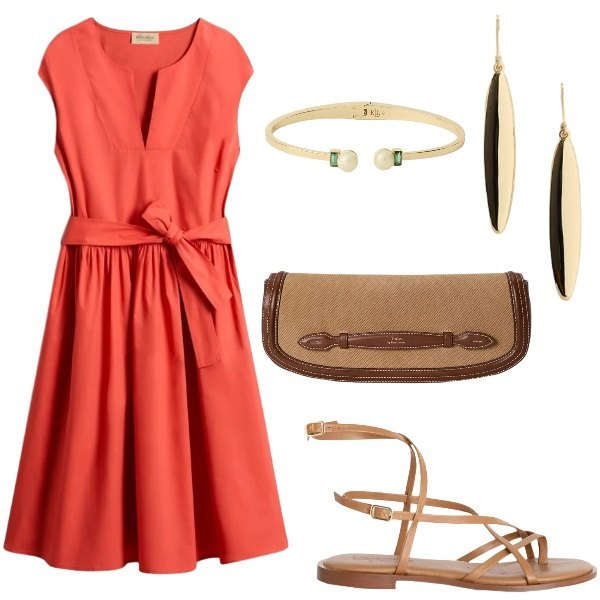 Outfit donna - Serata tra amici. Stile Casual chic per Serata fuori. Abbinamento con sandali in pelle, clutch, orecchini, braccialetti, vestiti corti.