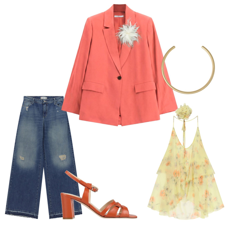 Outfit donna - Corallo. Stile Casual per Serata fuori. Abbinamento con sandali in pelle, collane, jeans dritti, blazer, top.