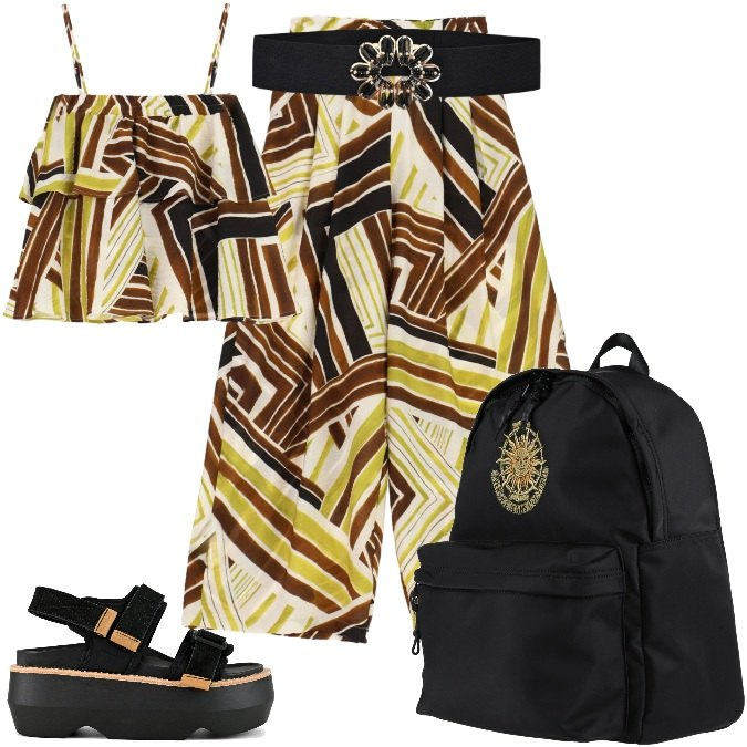 Outfit donna - Look vivace. Stile Trendy per Tutti i giorni. Abbinamento con zaini, pantaloni a palazzo, top, cinture, sandali col tacco.