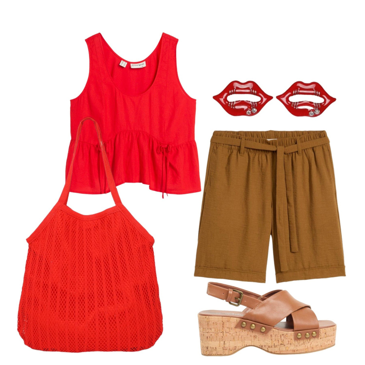 Outfit donna - Luglio. Stile Trendy per Tutti i giorni. Abbinamento con bermuda, top, zeppe, blazer, shopping bag.