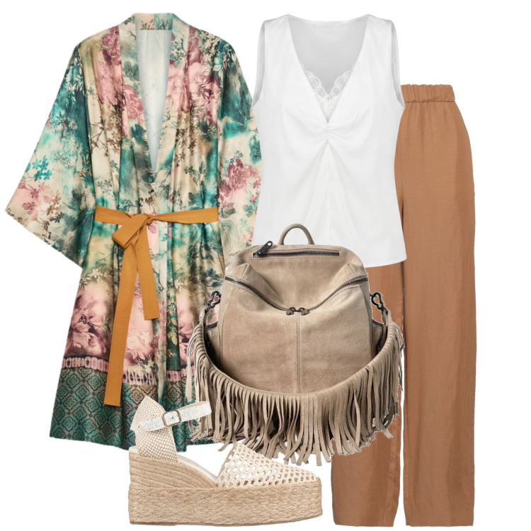 Outfit donna - Luglio. Stile Trendy per Tutti i giorni. Abbinamento con espadrillas, pantaloni, zaini, kimono, top.