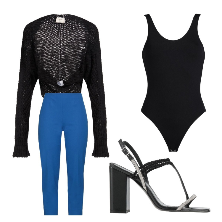 Outfit donna - Luglio. Stile Casual chic per Cerimonia. Abbinamento con top, infradito, body, pantaloni.
