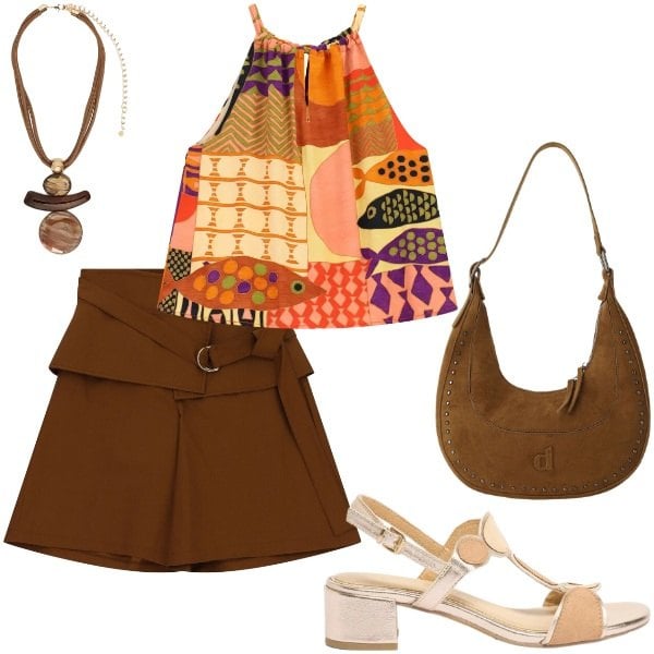 Outfit donna - Estate. Stile Casual per Tutti i giorni. Abbinamento con sandali col tacco, borse a spalla, top, bermuda, ciondoli.