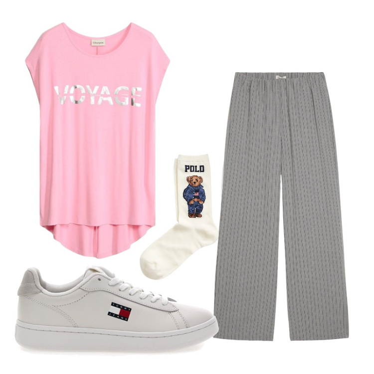 Outfit donna - Agosto. Stile Sporty chic per Sport. Abbinamento con pantaloni, t-shirt, calzini, sneakers.