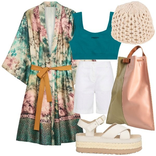 Outfit donna - Focus Donna Curvy in vacanza. Stile Glamour per Tutti i giorni. Abbinamento con sandali in pelle, cappelli, zaini, bermuda, top sportivi, kimono.