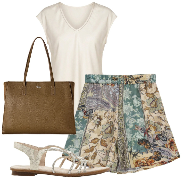 Outfit donna - Shorts India. Stile Casual per Tutti i giorni. Abbinamento con sandali, shopping bag, shorts, t-shirt.