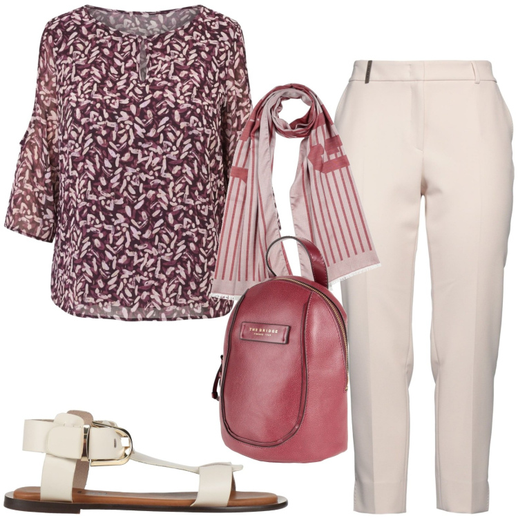 Outfit donna - Tempo libero. Stile Casual per Tutti i giorni. Abbinamento con sciarpe, pantaloni, zaini, sandali alla schiava, bluse.