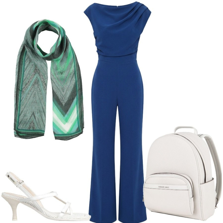 Outfit donna - Total look #2452469. Stile Casual chic per Tutti i giorni. Abbinamento con infradito, zaini, sciarpe, tute.