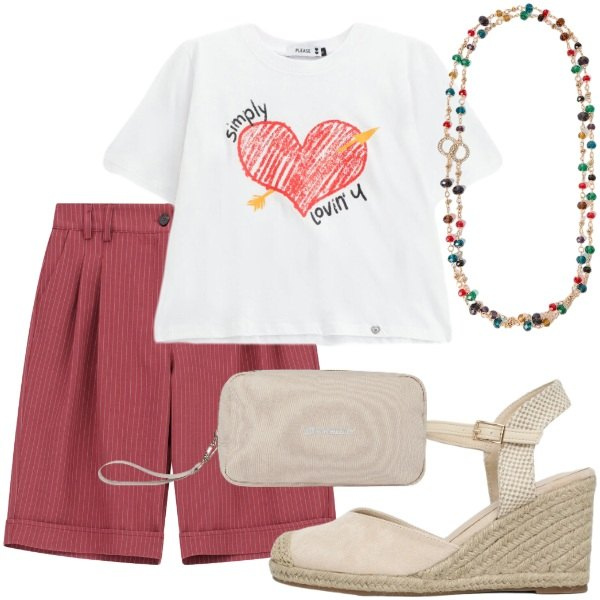 Outfit donna - E siamo in Agosto....... Stile Casual per Tutti i giorni. Abbinamento con zeppe, bermuda, t-shirt, valigie, collane.