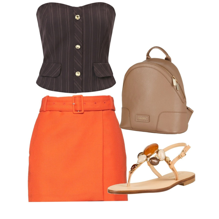 Outfit donna - Agosto. Stile Chic per Tutti i giorni. Abbinamento con zaini, minigonne, infradito, top.