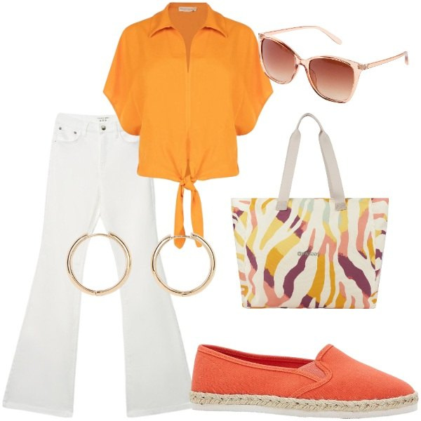 Outfit donna - Passeggiando per la città. Stile Casual chic per Tutti i giorni. Abbinamento con orecchini, occhiali da sole, espadrillas, jeans a zampa, camicie a manica corta, shopping bag.