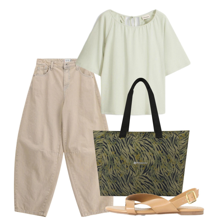 Outfit donna - Agosto. Stile Casual per Tutti i giorni. Abbinamento con sandali, t-shirt, jeans, shopping bag.