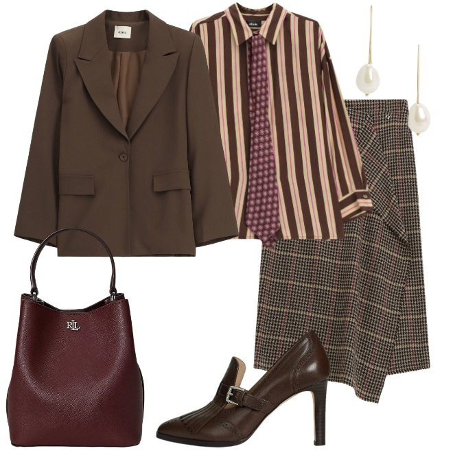 Outfit donna - Camicia con cravatta. Stile Glamour per Tutti i giorni. Abbinamento con blazer, gonne longuette, camicie, décolleté, borse a secchiello, orecchini.