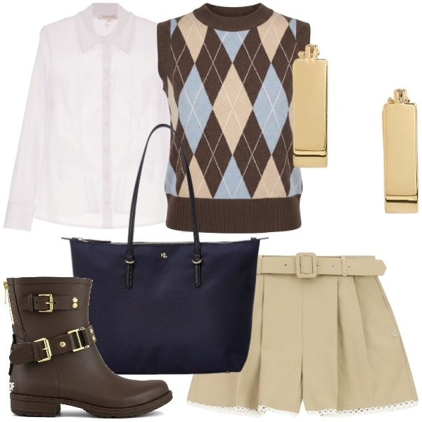 Outfit donna - Il tartan della stagione. Stile Preppy per Tutti i giorni. Abbinamento con camicie, shorts, maglieria, borse tote, orecchini, stivaletti.