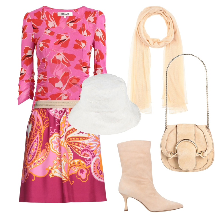Outfit donna - Total look #2471525. Stile Glamour per Serata fuori. Abbinamento con marsupi, stivaletti, cappelli, minigonne, body, sciarpe.