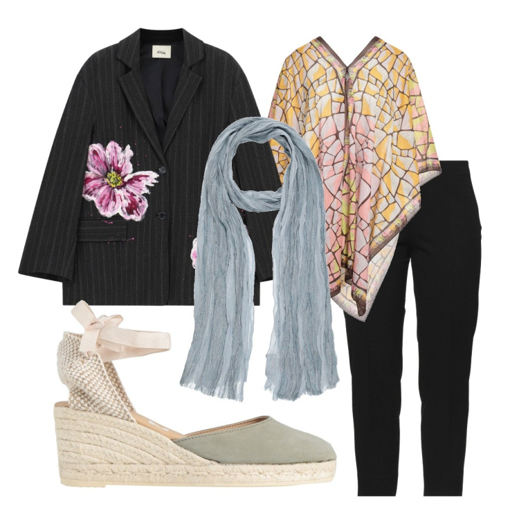 Outfit donna - Relax floreale curvy. Stile Trendy per Serata fuori. Abbinamento con pantaloni, sciarpe, top, espadrillas, blazer.