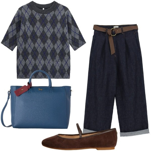 Outfit donna - Pullover a quadri. Stile Trendy per Tutti i giorni. Abbinamento con borse a mano, maglieria, jeans, ballerine.