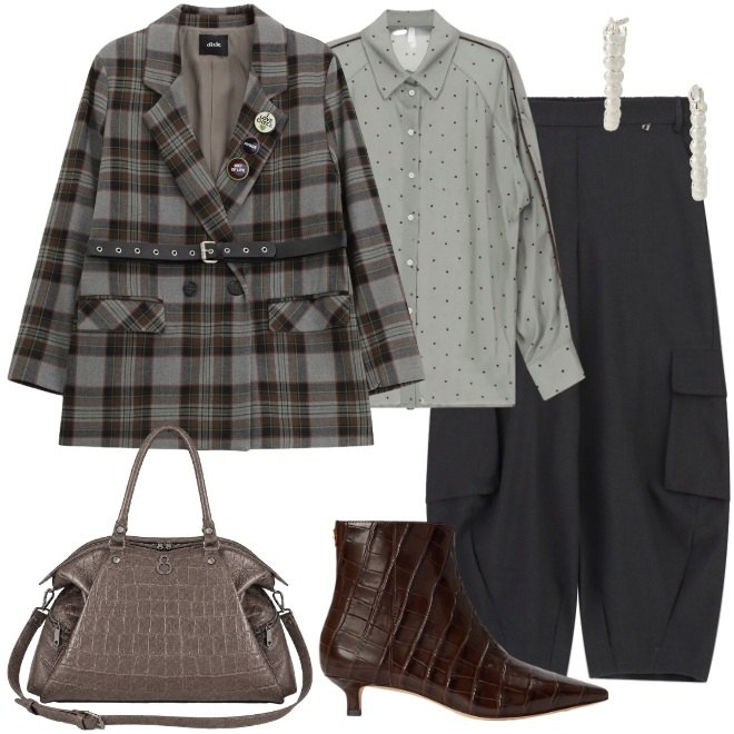 Outfit donna - Camicia a Pois. Stile Urban per Ufficio. Abbinamento con camicie, blazer, pantaloni cargo, shopping bag, orecchini, stivaletti.