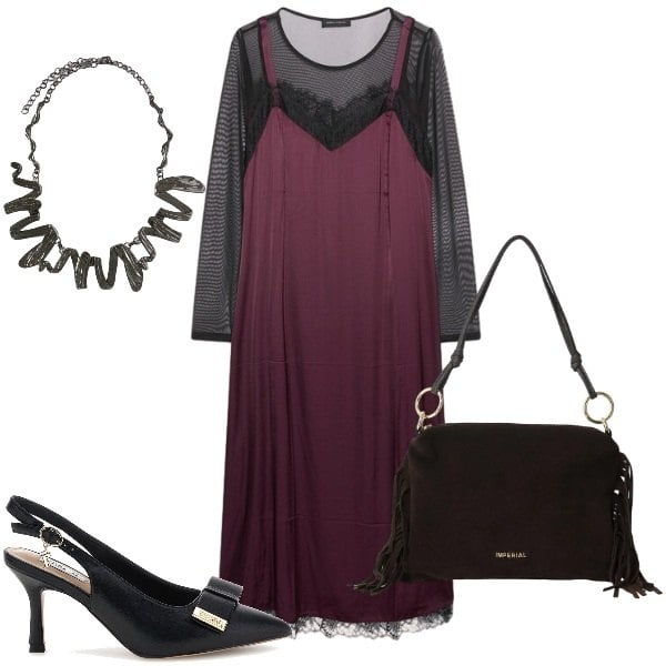Outfit donna - Signora a teatro. Stile Chic per Serata fuori. Abbinamento con borse a spalla, vestiti midi/longuette, ciondoli, décolleté.