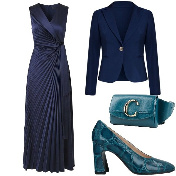 Outfit donna - Blu e ottanio. Stile Chic per Cerimonia. Abbinamento con décolleté, marsupi, vestiti lunghi, blazer.