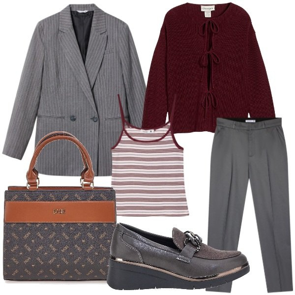 Outfit donna - Smart Layering Strategy. Stile Casual chic per Tutti i giorni. Abbinamento con pantaloni chino, blazer, canottiere, cardigans, borse a mano, mocassini.