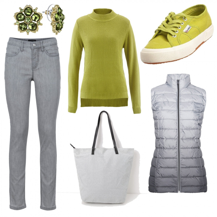Outfit donna - Freschezza. Stile Basic per Tutti i giorni. Abbinamento con jeans skinny, gilet, pullover taglio dritto verde, shopping bag glitter tinta unita argento, sneakers verde, orecchini a bottone.