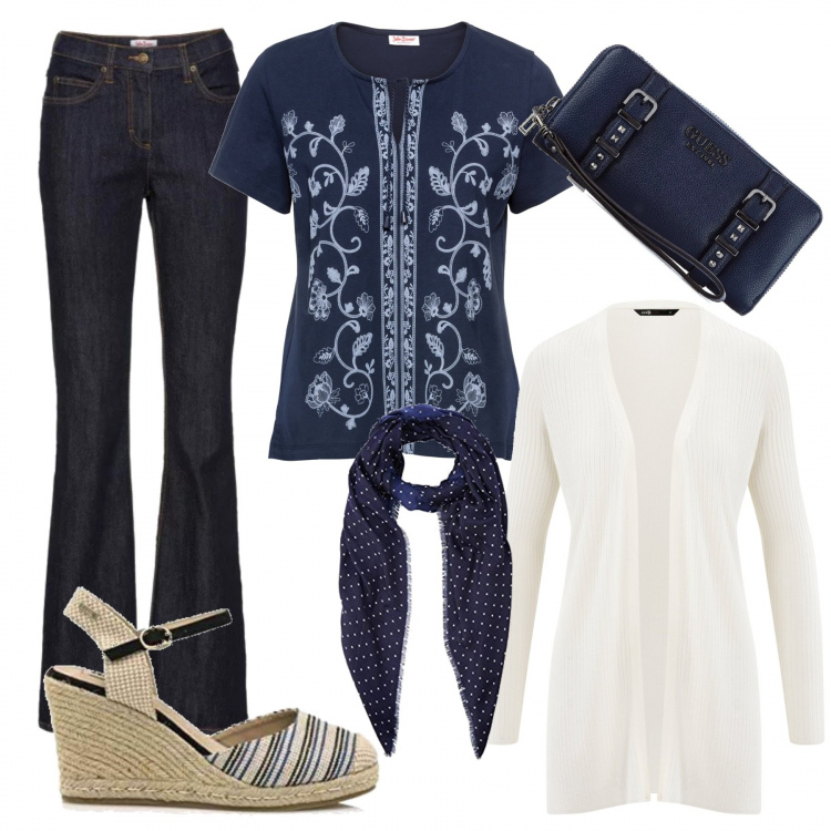 Outfit donna - Basic #4129. Stile Basic per Tutti i giorni. Abbinamento con jeans bootcut, maglia con stampa a maniche corte, sandali blu, cardigan spacchi laterali a coste collo aperto in in maglia aderente bianco, sciarpa mini blu, portafoglio con fibbia in pelle sintetica con scomparti blu.