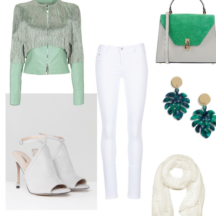 Outfit donna - Frange color Acqua. Stile Trendy per Serata fuori. Abbinamento con giubbotto senza tasche con frange collo tondo a maniche lunghe con zip interno foderato in pelle sintetica tinta unita, borsa a mano con manico fantasia effetto scamosciato taglia media con zip interno foderato con gancetto, jeans slim fit bianco, scarpe open toe, orecchini oro, foulard tinta unita bianco.