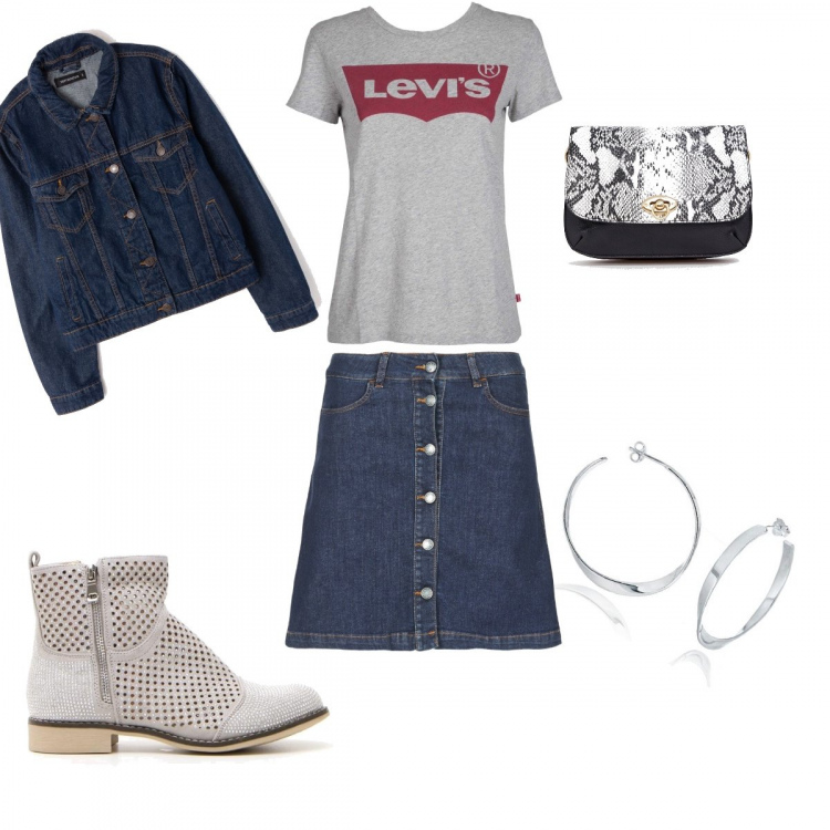 Outfit donna - In giro per negozi. Stile Trendy per Tutti i giorni. Abbinamento con gonna blu, stivaletti, t-shirt girocollo a maniche corte con logo rosso e grigio, orecchini in sterling 925 ipoallergenico argento e bianco, giacca in denim blu scuro, borsa a tracolla motivo serpente.