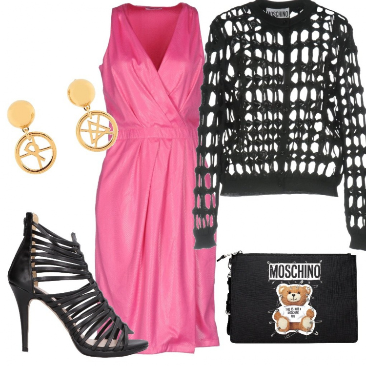 Outfit donna - Trendy #11396. Stile Trendy per Serata fuori. Abbinamento con vestito a trapezio scollatura profonda con zip interno sfoderato jersey, maglioncino, sandali col tacco, orecchini a clip, pochette con manico nero.