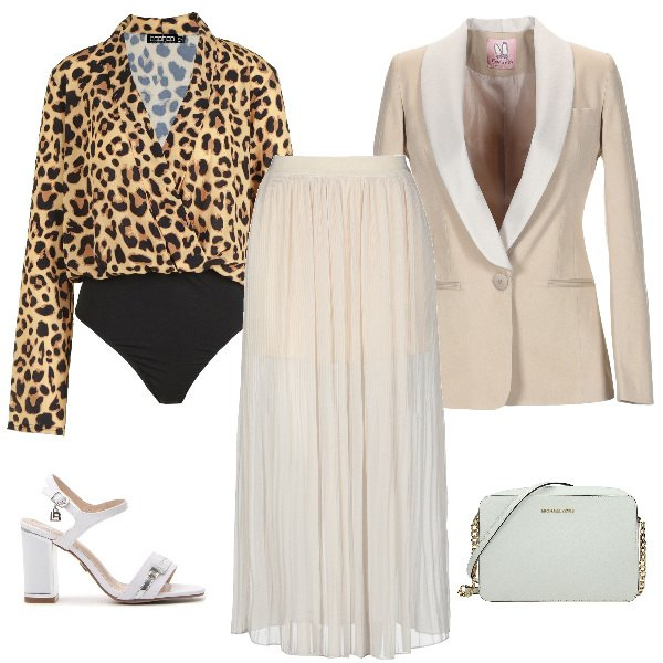 Outfit donna - Brand Inspo: BURBERRY. Stile Chic per Cerimonia. Abbinamento con gonna lunga a trapezio plissè interno semi-foderato crêpe, giacca a pois collo con revers a maniche lunghe interno foderato in raso twill rosa, body a portafoglio con stampa, borsa a tracolla con logo frontale bianco, sandali.