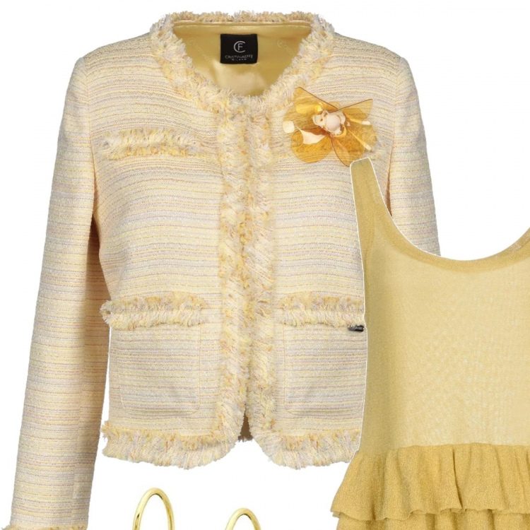 Outfit donna - Un mood parigino. Stile Trendy per Ufficio. Abbinamento con pantalone con schiena scoperta e zip elasticizzato blu, giacca con spilla tweed effetto laminato collo tondo a maniche lunghe interno foderato con tasche, top con balze lavorato a maglia collo tondo senza maniche tinta unita, borsa a mano in pelle martellata taglia media con zip interno foderato tinta unita, sandali col tacco, orecchini in oro giallo 9ct.