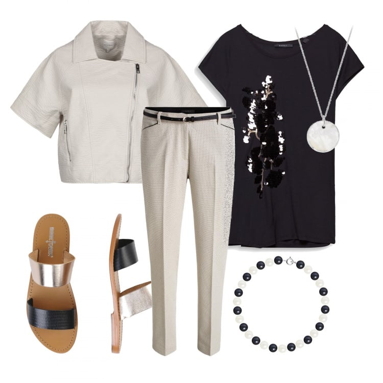 Outfit donna - Bianco e nero per l\'ufficio. Stile Trendy per Ufficio. Abbinamento con cappotti, sandali effetto laminato con punta tonda tinta unita, bracciale con perle forma intrecciata argento e bianco e nero, collana con catenina argento, t-shirt, pantalone grigio.