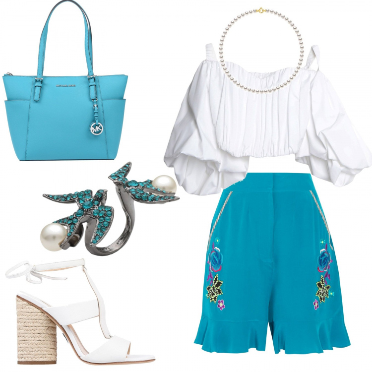 Outfit donna - I gioielli che fanno la differenza. per Tutti i giorni. Abbinamento con shorts con perline vita alta con zip crêpe, anello con perle in ottone, sandali pelle in pelle martellata con tacco geometrico e punta quadrata tinta unita, top con arricciature scollatura profonda a maniche corte in cotone senza tasche tinta unita, borsa a mano con stampa taglia media con zip interno foderato tinta unita, collane.