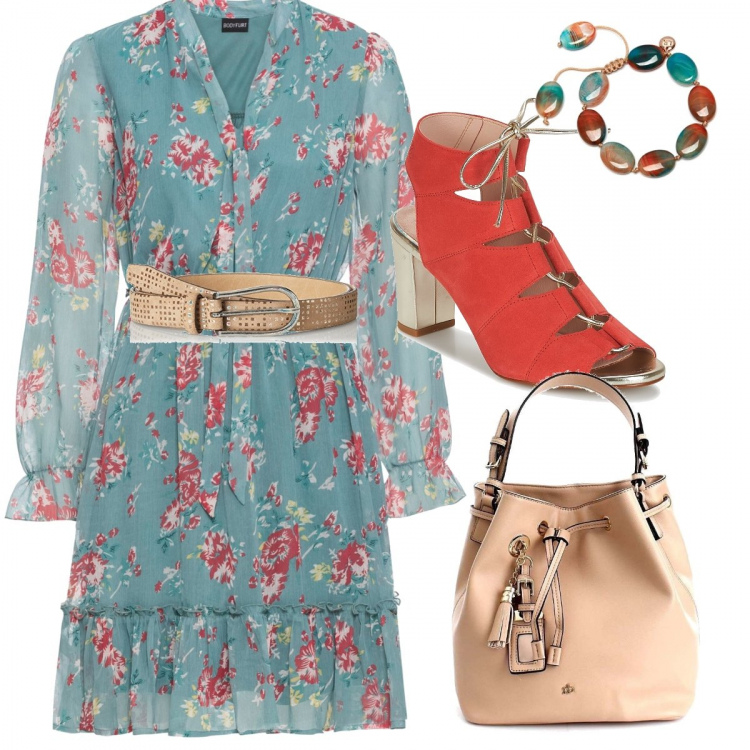 Outfit donna - Bon Ton #8324. Stile Bon Ton per Serata fuori. Abbinamento con vestito con volant e scollo con laccetti blu, borsa a tracolla rosa, sandali, cinture, bracciale rosa.