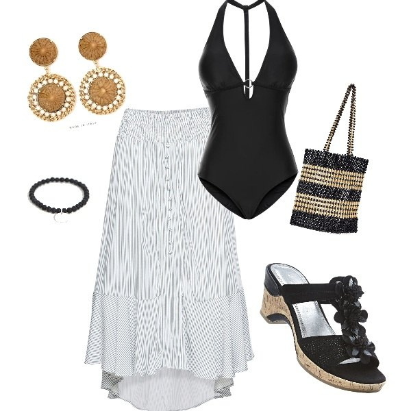 Outfit donna - Festa a bordo piscina. Stile Chic per Mare. Abbinamento con costumi interi, gonna con spacco lunga con bottoni bianco, infradito, orecchini, shopping bag con perline, bracciale con perline.