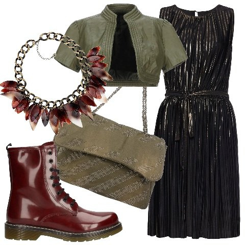 Outfit donna - Similpelle a mezze maniche. Stile Rock per Serata fuori. Abbinamento con blazer, borsa a spalla messenger maxi fantasia doppio manico in cotone con strass, collana, stivali, vestito plissè con scollo nero.