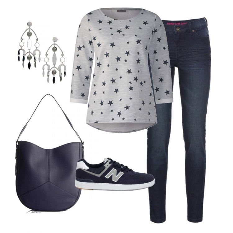 Outfit donna - Felpa a stelle. Stile Basic per Tutti i giorni. Abbinamento con jeans skinny, sneakers, felpa melange multicolore e grigio, borse a spalla, orecchini farfalla in denim argento.