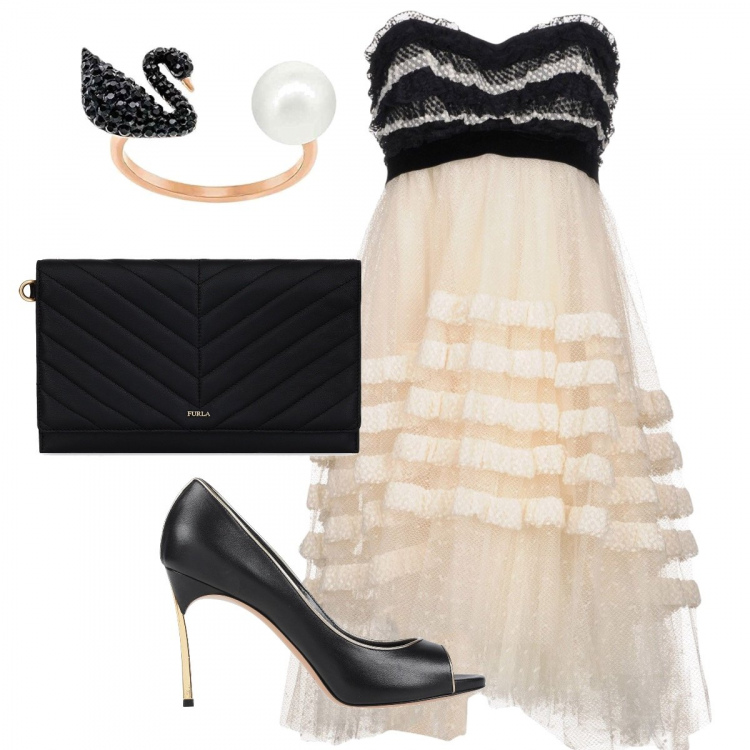 Outfit donna - Stupire sul Red Carpet di Venezia. Stile Chic per Serata fuori. Abbinamento con vestito corto, décolleté effetto laminato open toe tinta unita, anelli, clutch.