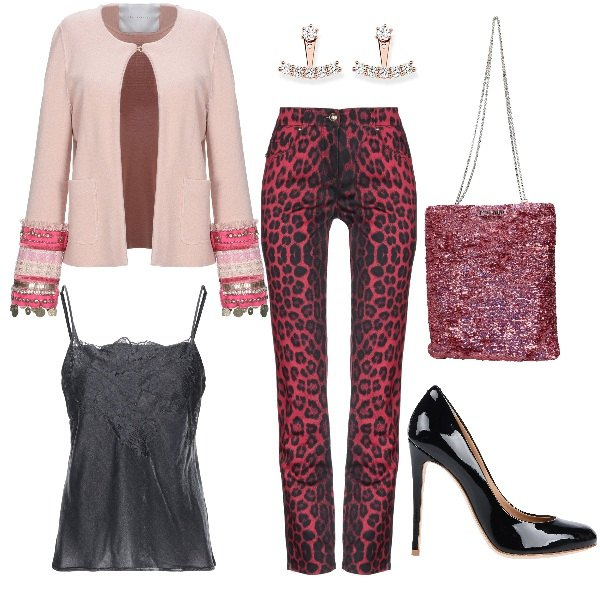 Outfit donna - Bag on top!. Stile Chic per Serata fuori. Abbinamento con canotta intima con pizzo scollatura profonda in velluto tinta unita, giacca con strass tweed lavorato a maglia collo tondo a maniche lunghe interno sfoderato tinta unita, décolleté, pantalone fantasia con borchie e zip con bottoni, borse a spalla, orecchini.