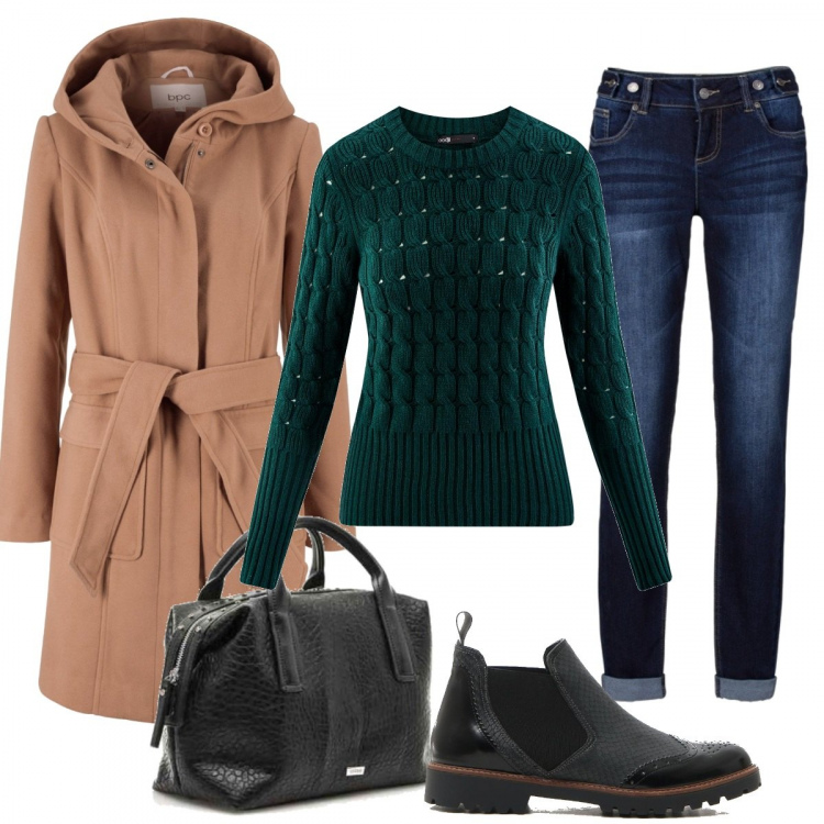 Outfit donna - Tocco green. Stile Basic per Ufficio. Abbinamento con jeans boyfriend, giacca lunga marrone, borsetta nero, maglione a trecce aderente verde, stivaletti.