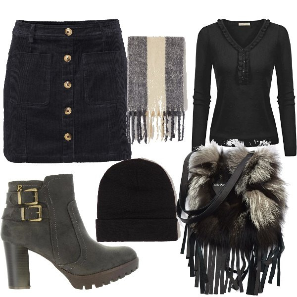 Outfit donna - Trendy in winter. Stile Basic per Scuola/Università. Abbinamento con bluse, sciarpa a righe con frange, cappello beanie tinta unita nero, borsa multicolore, maglione lavorato a maglia nero, stivaletti con zip in pelle sintetica grigio.