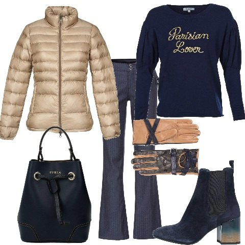 Outfit donna - Basic #20382. Stile Basic per Tutti i giorni. Abbinamento con giacche, stivaletti effetto scamosciato con tacco geometrico e punta tonda tinta unita, piumino, borsa a mano, maglione blu, guanti con cinturino oliva e verde e multicolore.
