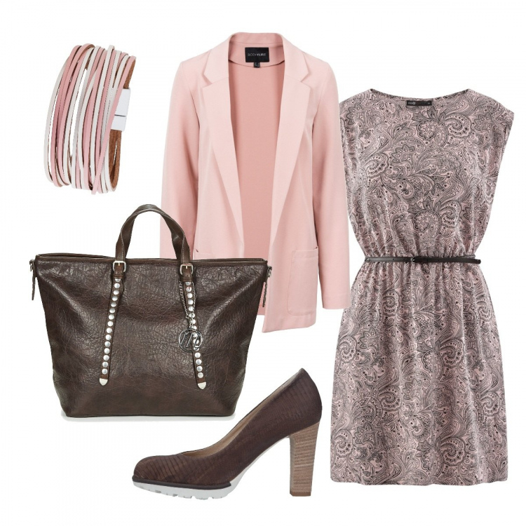 Outfit donna - In ufficio fa caldo. Stile Basic per Ufficio. Abbinamento con décolleté con suola carrarmata e stampa con tacco squadrato e punta tonda tinta unita, vestiti corti, braccialetto, borsa a mano, vestito con stampa aderente rosa.