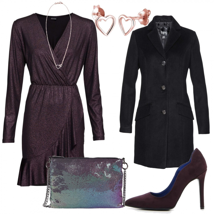 Outfit donna - Il vestito in lurex. Stile Trendy per Serata fuori. Abbinamento con vestiti, cappotti, borsa a tracolla effetto metallizzato viola, orecchini, collana, décolleté.
