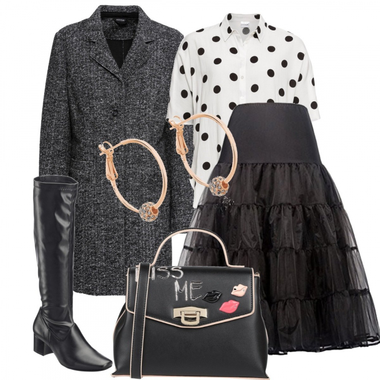Outfit donna - La gonna in tulle anche di giorno. Stile Trendy per Tutti i giorni. Abbinamento con stivali, camicia con nodi a pois a maniche corte, giubbotto, borse a mano, sottovesti, orecchini con strass.
